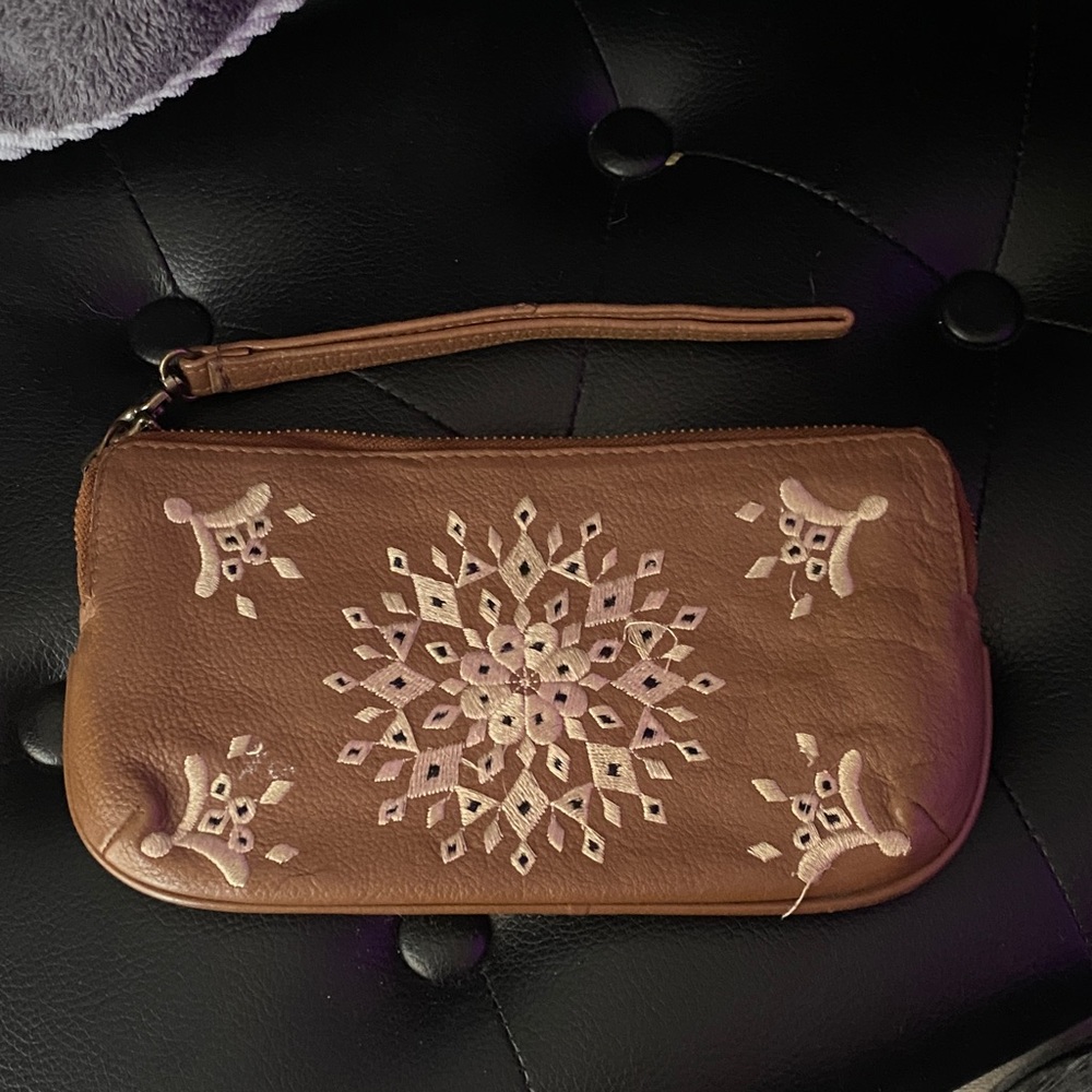 Lucky Brand Soft Brown Leather Wristlet with Tan Embroidery